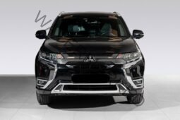 Mitsubishi Outlander Instyle+ 2.4 224cv