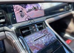 
										Porsche Panamera full									