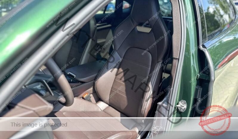 
								Porsche Panamera full									