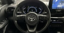 
										Toyota Yaris Cross full									