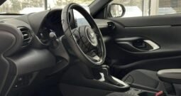 
										Toyota Yaris Cross full									