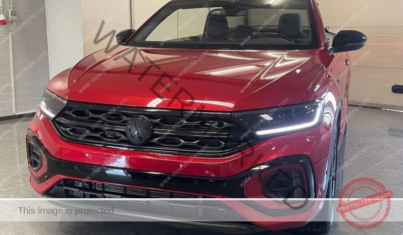
								Volkswagen T-Roc Cabriolet 1.5 TSI DSG  (01/2024) full									
