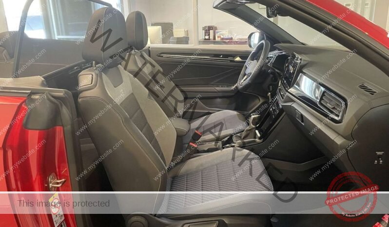
								Volkswagen T-Roc Cabriolet 1.5 TSI DSG  (01/2024) full									