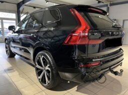 
										Volvo XC60 R-Design AWD Pano full									