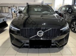 Volvo XC60 R-Design AWD Pano