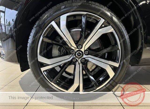 
								Volvo XC60 R-Design AWD Pano full									