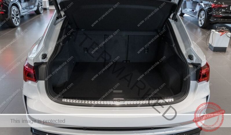 
								Audi RSQ3 2.5 TFSI Sportback full									