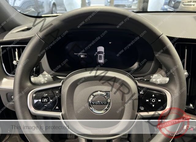 
								Volvo XC60 R-Design AWD Pano full									
