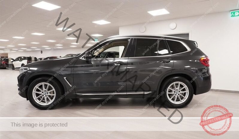 
								BMW X3 xDrive30e xDrive full									
