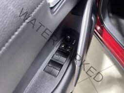 
										Toyota Corolla Cross 2.0 Hybrid full									