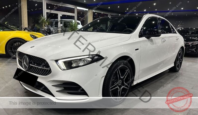 
								Mercedes-Benz Classe A 250 e full									