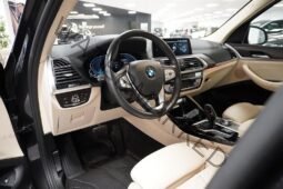 
										BMW X3 xDrive30e xDrive full									