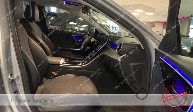 
								Mercedes-Benz C 200d full									