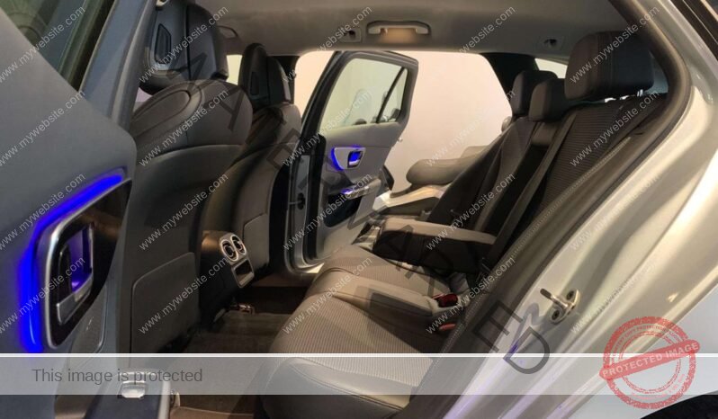 
								Mercedes-Benz C 200d full									