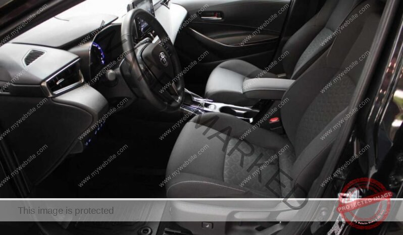 
								Toyota Corolla 1.8 Touring Sports full									