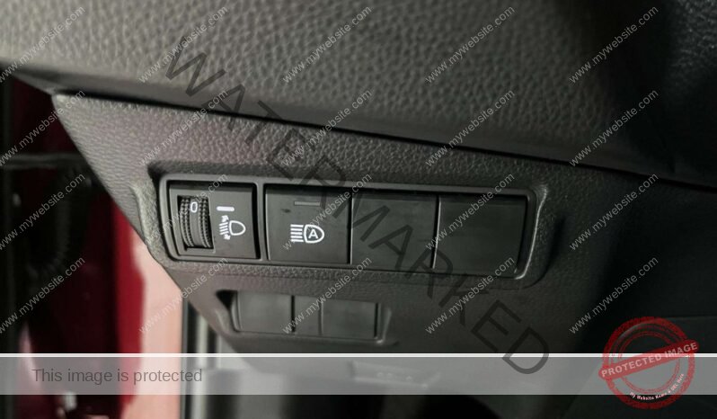 
								Toyota Corolla Cross 2.0 Hybrid full									