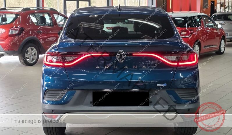
								Renault Arkana E-Tech full									
