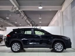 
										Toyota Corolla Cross 2.0 Hybrid full									