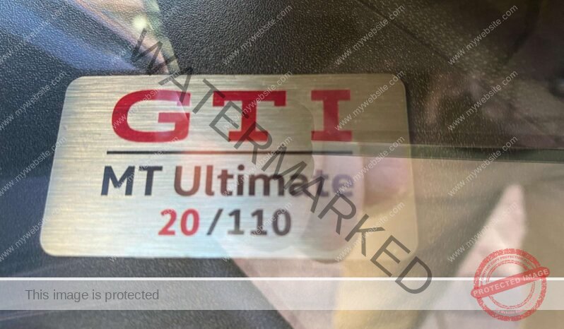 
								Volkswagen Golf GTI full									