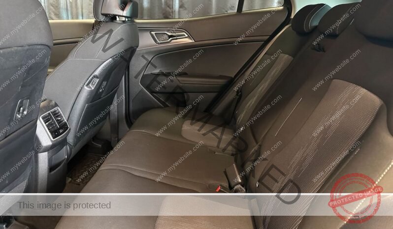 
								Kia Sportage Hybrid AWD full									