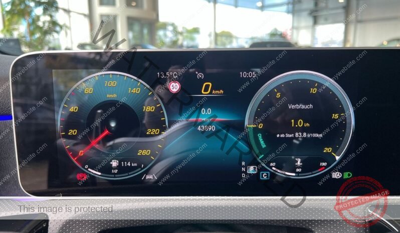 
								Mercedes-Benz Classe A 250 full									