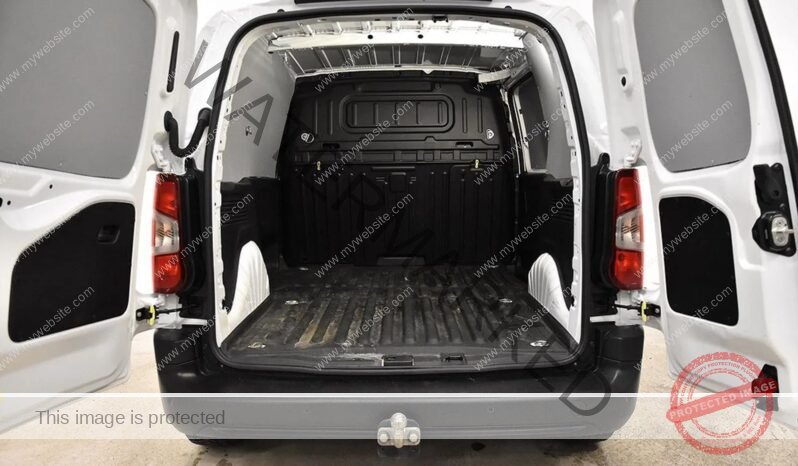 
								Citroën Berlingo Box 1.5 3 places full									
