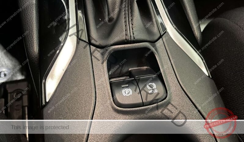 
								Toyota Corolla Cross 2.0 Hybrid full									
