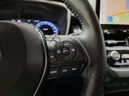 
										Toyota Corolla Cross 2.0 Hybrid full									