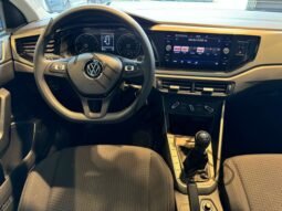 
										Volkswagen Polo full									