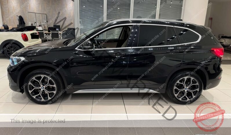 
								BMW X1 sDrive16d full									