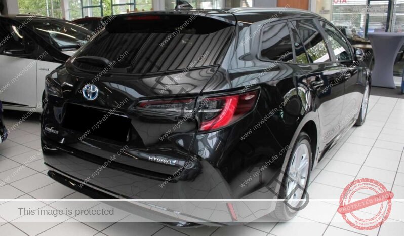 
								Toyota Corolla 1.8 Touring Sports full									