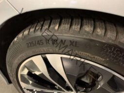 
										Mercedes-Benz C 200d full									