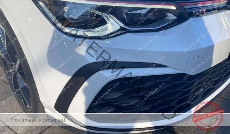 
								Volkswagen Golf GTI full									