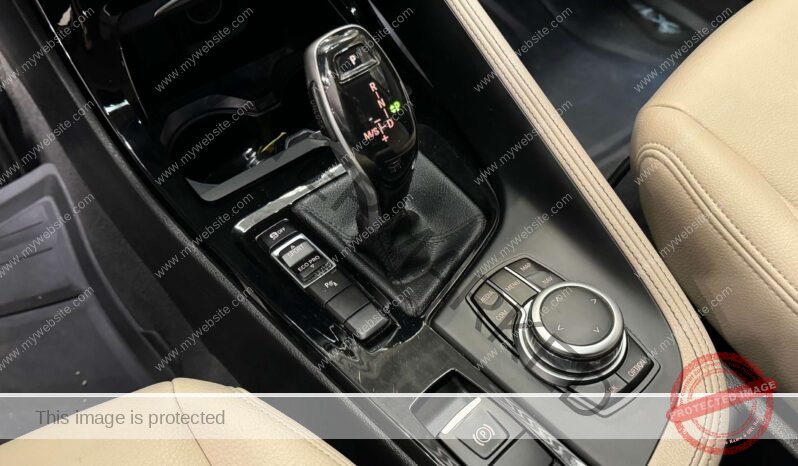 
								BMW X1 sDrive16d full									
