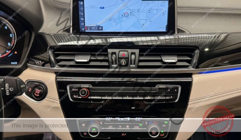 
								BMW X1 sDrive16d full									