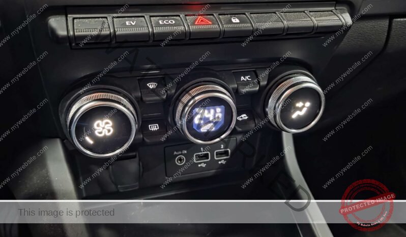 
								Renault Arkana E-Tech full									