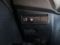
										Toyota Corolla Cross 2.0 Hybrid full									