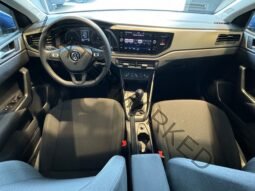 
										Volkswagen Polo full									