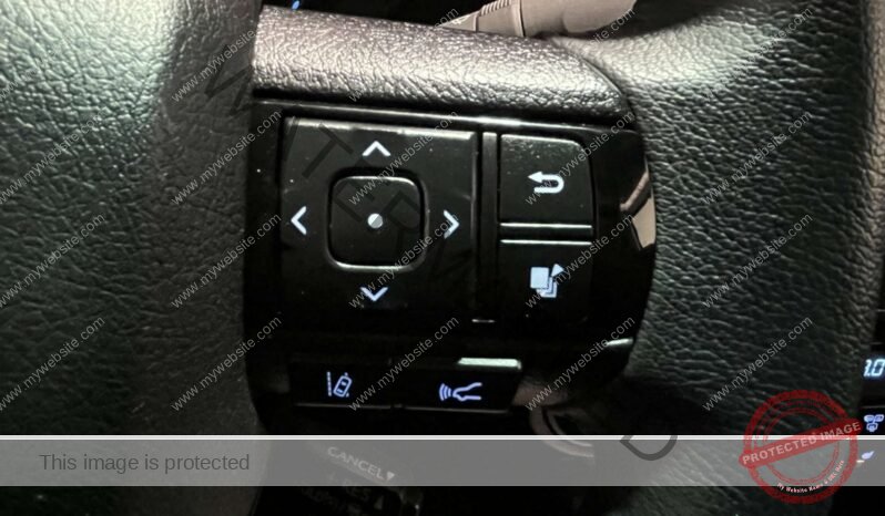 
								Toyota Hilux 2.8 D-4D full									
