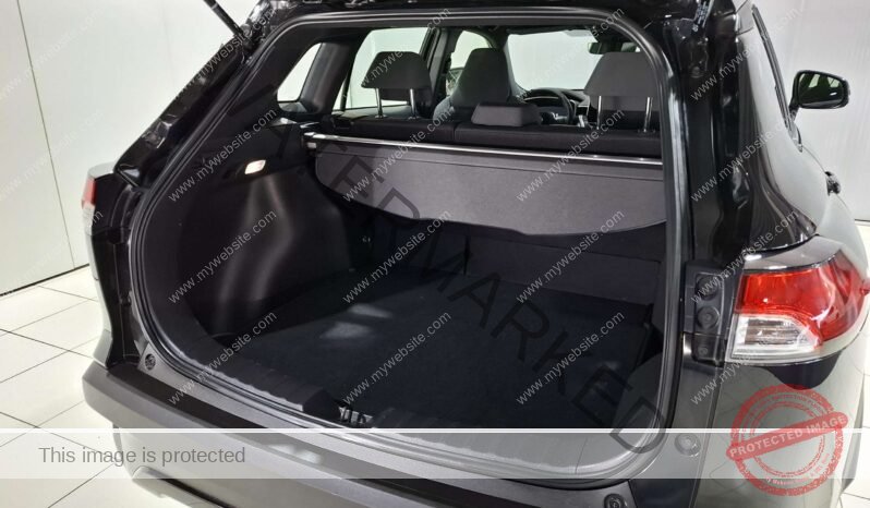 
								Toyota Corolla Cross 2.0 Hybrid full									