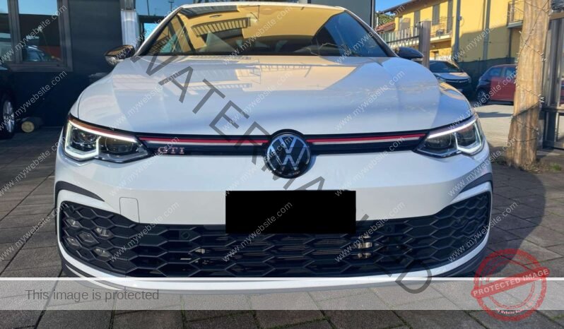 
								Volkswagen Golf GTI full									