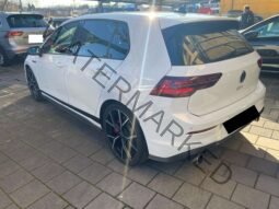 
										Volkswagen Golf GTI full									