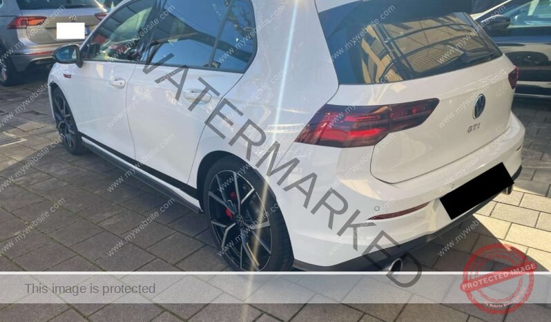 
								Volkswagen Golf GTI full									