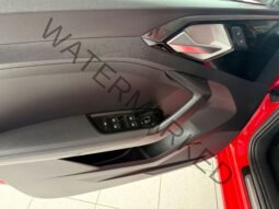 
										Audi A1 30 TFSI Sportback full									