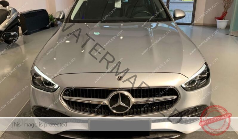
								Mercedes-Benz C 200d full									