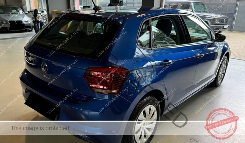 
								Volkswagen Polo full									