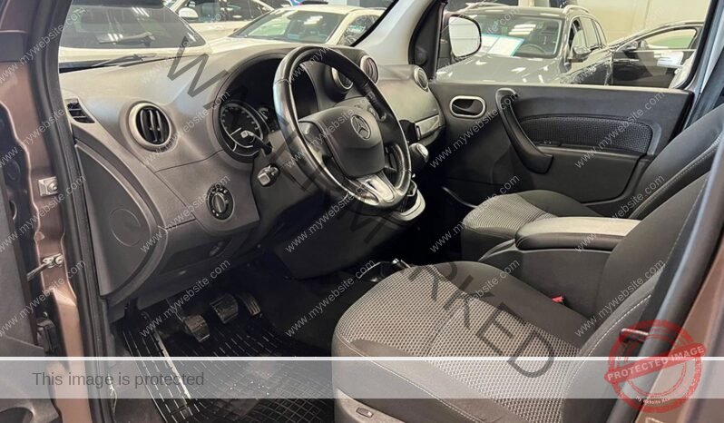 
								Mercedes-Benz Citan 111 CDI full									