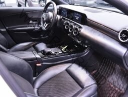 
										Mercedes-Benz A 180 7G-DCT full									