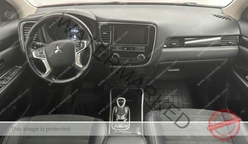 
								Mitsubishi Outlander 2.4 Hybride rechargeable 4WD full									