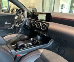 
										Mercedes-Benz Classe A 200 AMG LIMOUSINE PANO full									